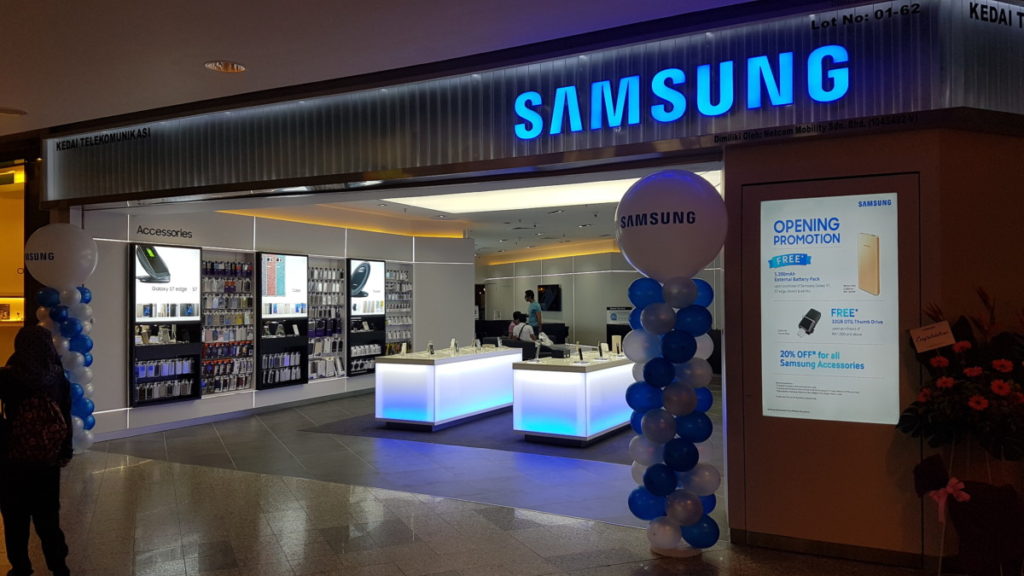 Score 20% off original Samsung accessories till this Sunday (28 August) at Berjaya Times Square 9