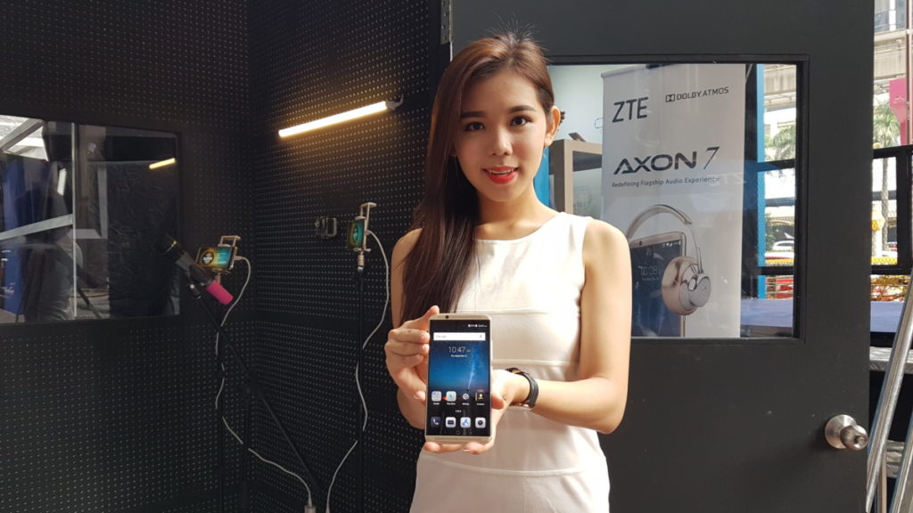 ZTE launches their flagship Axon 7 phone for RM1,999 10