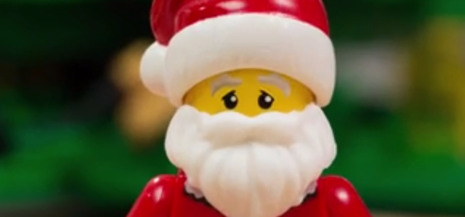 LEGO wants you to save Xmas by building Santa's sleigh 4