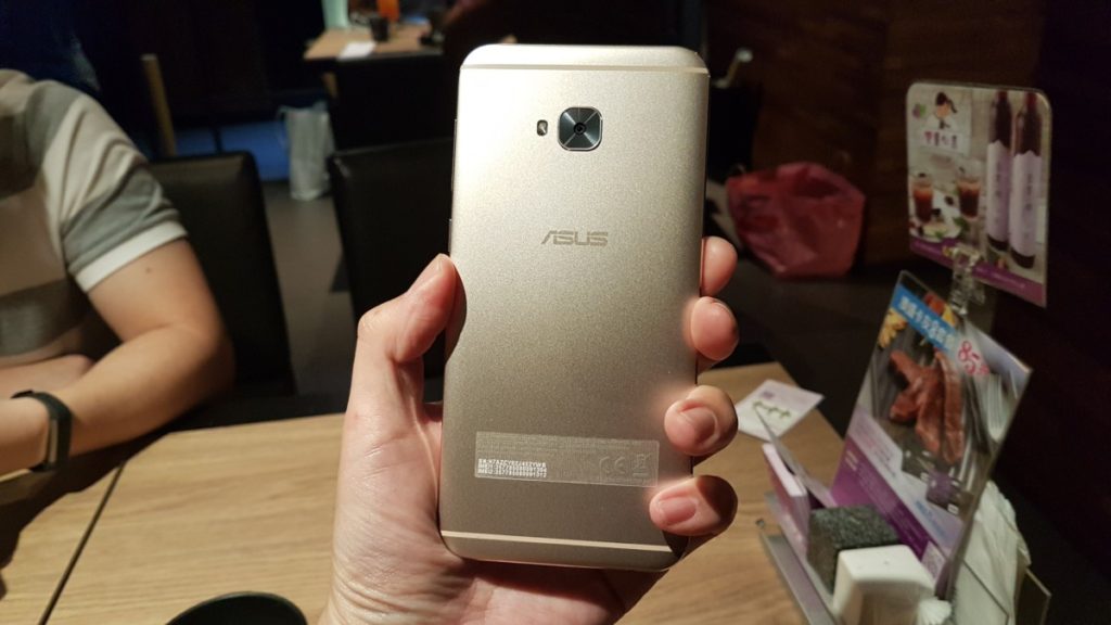 [Review] Asus Zenfone 4 Selfie Pro - Upping the Selfie Game 12