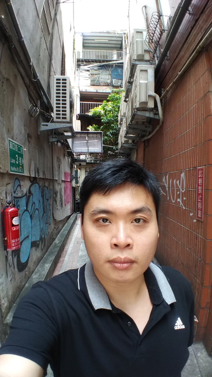 Zenfone 4 Selfie Pro on Wide Angle