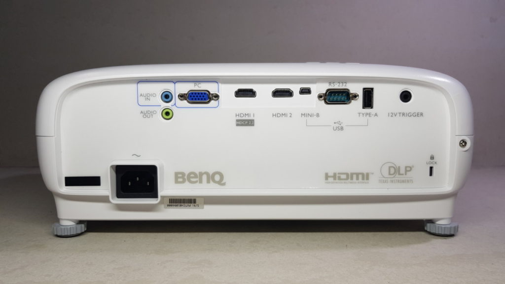[Review] BenQ W1700 4K HDR Projector - Affordable 4K HDR Delight 9