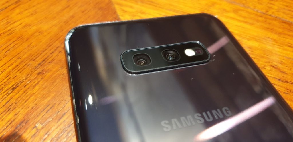 [Review] Samsung Galaxy S10e - Good things come in small packages 12