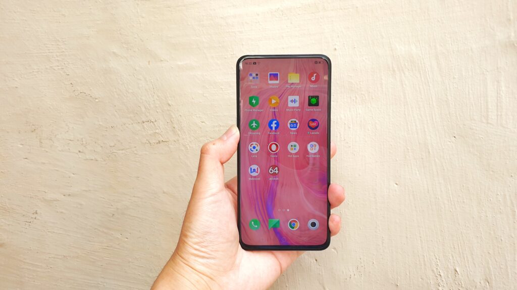 Hands-on with the fashionably pink OPPO Reno Sunset Rose 3