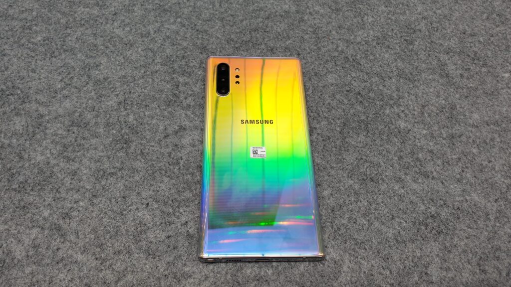 Galaxy Note10+ rainbow rear