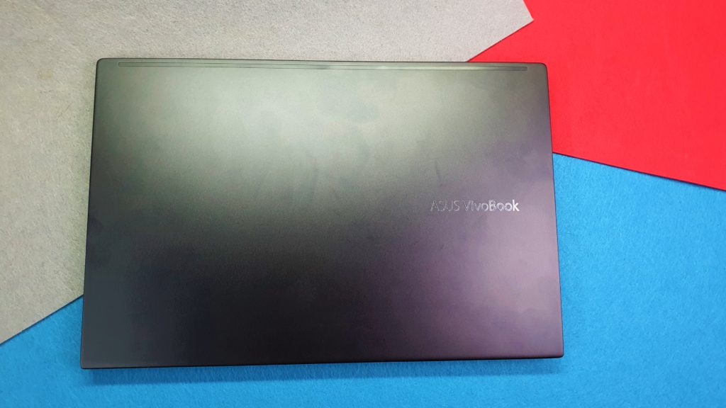 Asus VivoBook S14 M433 review top