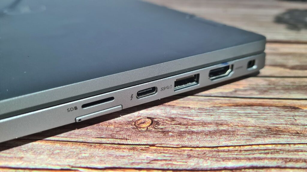 Dell Latitude 7320 2-in-1 Review  Right Side
