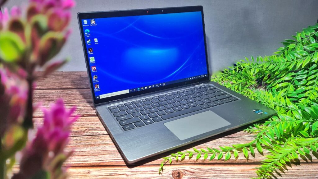 Dell Latitude 7320 2-in-1 Review  front angled