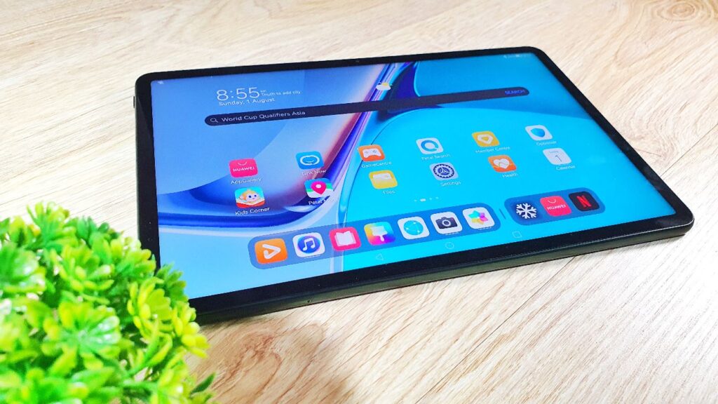 Huawei MatePad 11 review angled