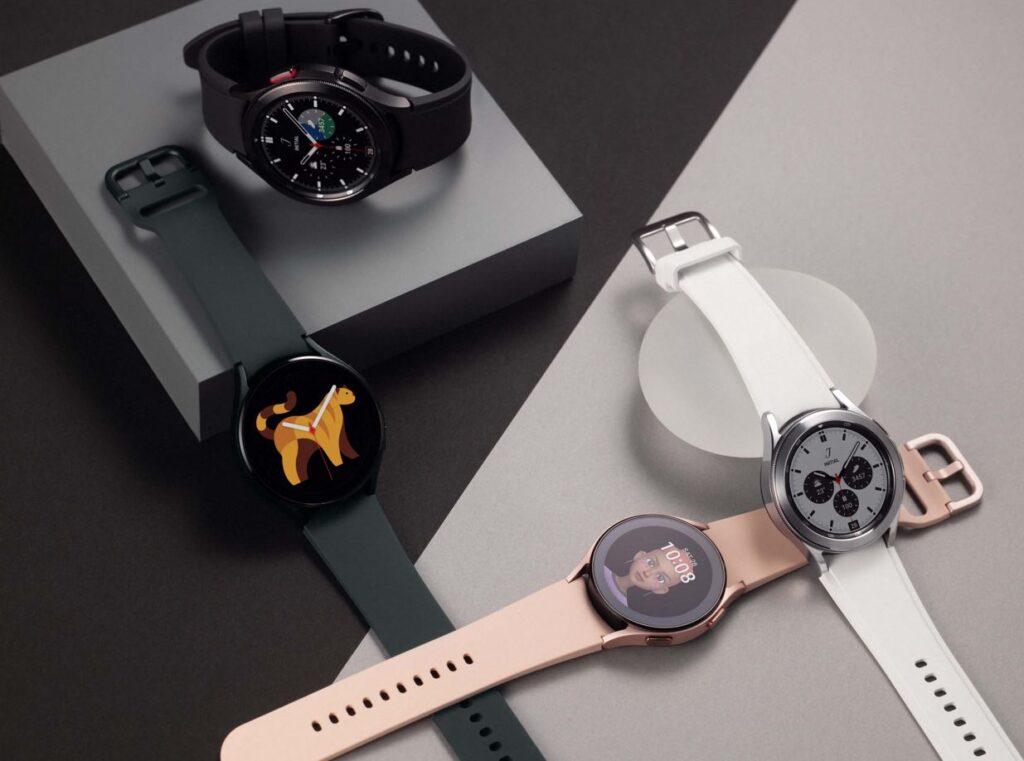 Galaxy Watch4 green pink gold classic in black and silver