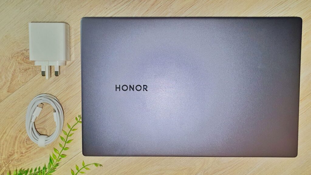 HONOR MagicBook X 15 Review