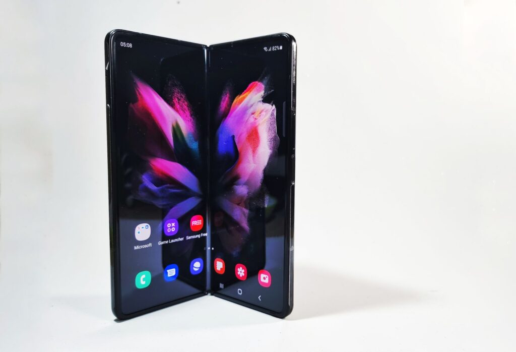 Samsung Galaxy Z Fold3 5G First Look  front