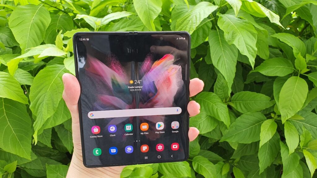 Samsung Galaxy Z Fold3 tips and tricks cover 1