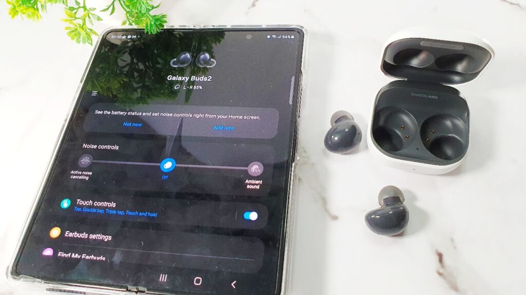 Samsung Galaxy Buds2 Review  paired up