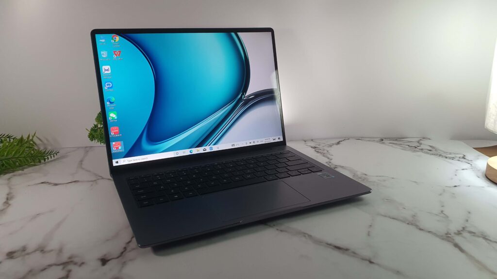 Huawei MateBook 14s i7 first look angled front view