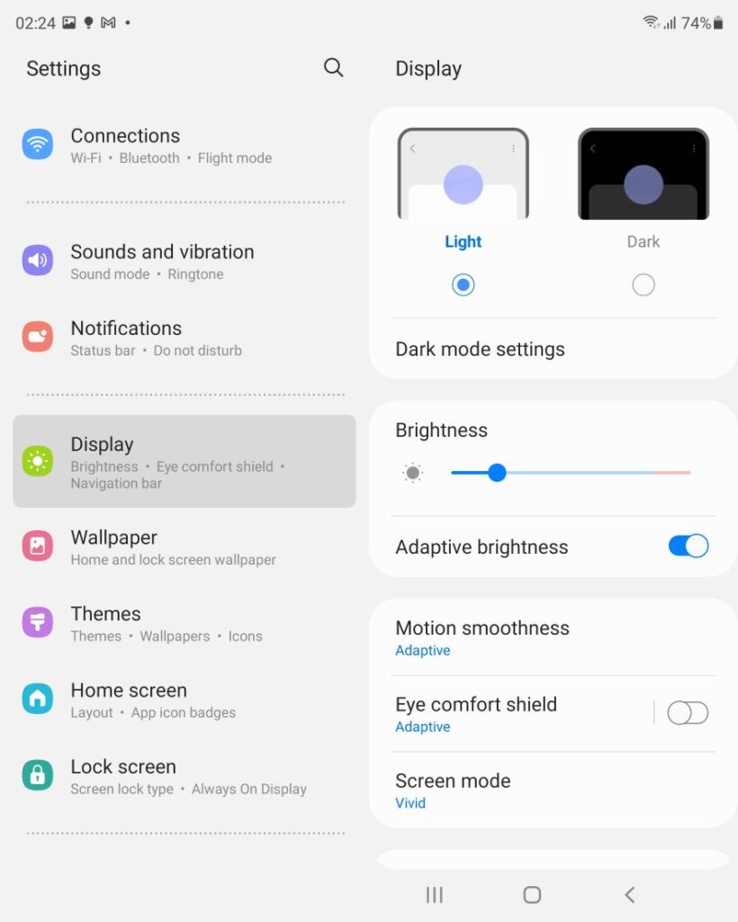 Galaxy Z Fold3 Tips Light mode