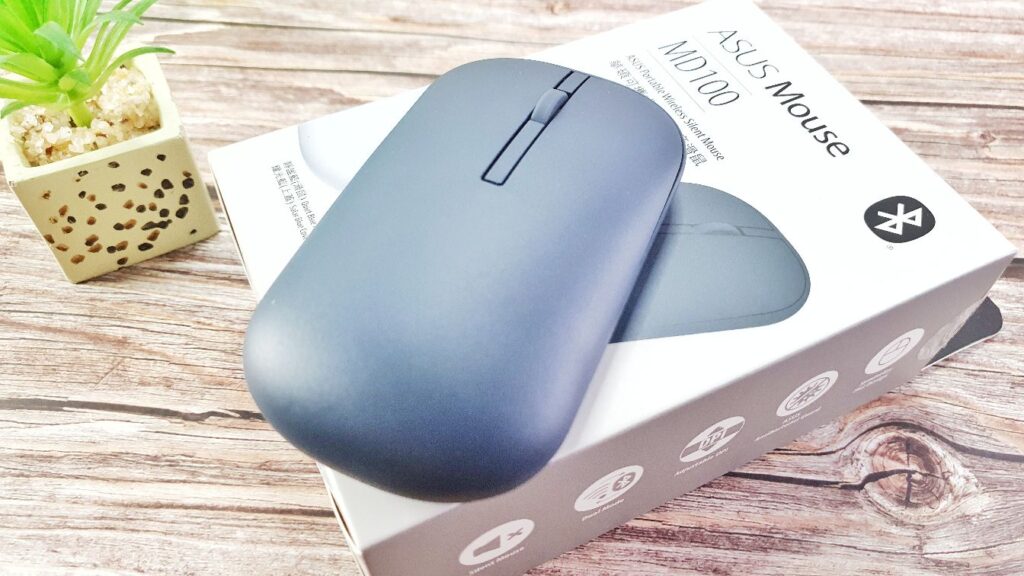 ASUS Marshmallow Mouse MD100 Review angled top