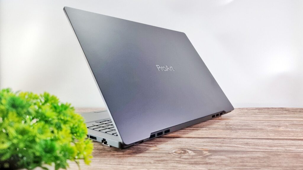 ASUS ProArt StudioBook 16 OLED Review rear angled
