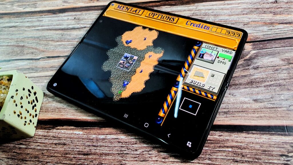 Samsung Galaxy Z Fold3 5G is an amazing phone for gaming dune 2