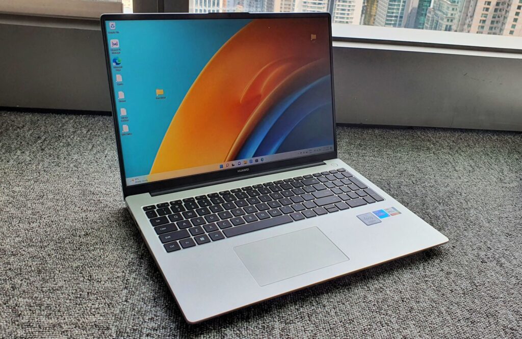Huawei MateBook D 16 review angled