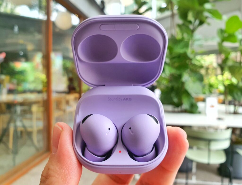 Samsung Galaxy Buds2 Pro Review open buds