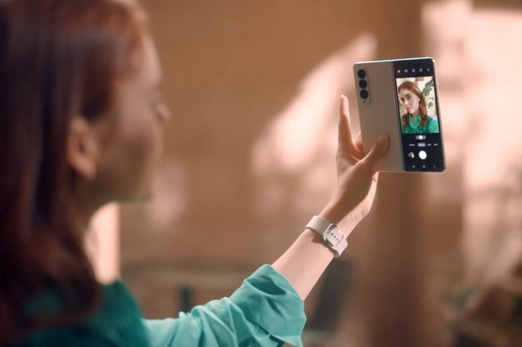 selfie mode galaxy z fold4 cameras