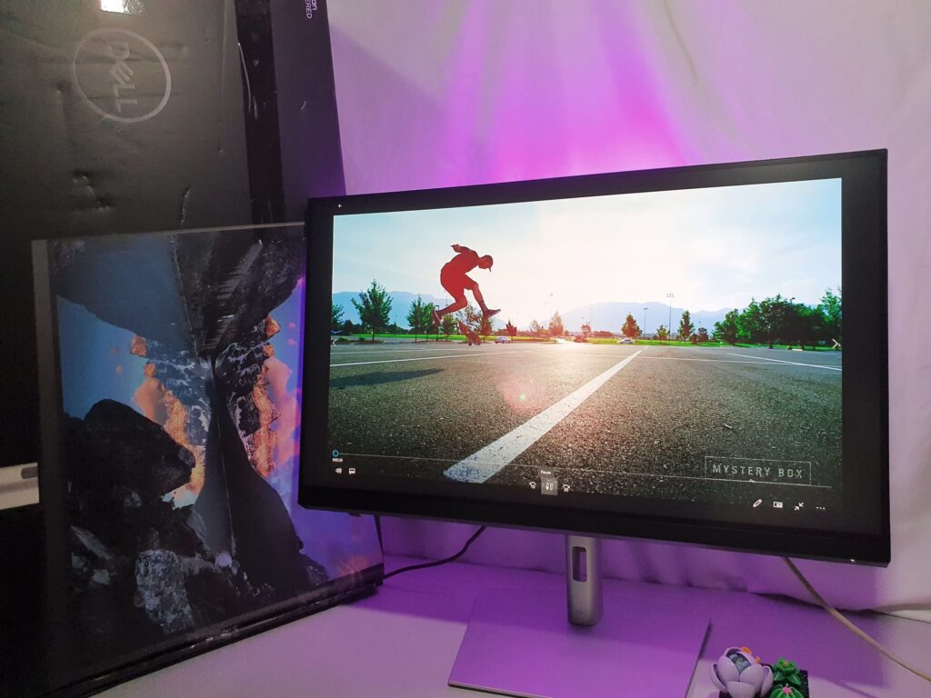 Unboxing and first impressions of the huge Dell UltraSharp 32 4K HDR  UP3221Q professional monitor | Hitech Century