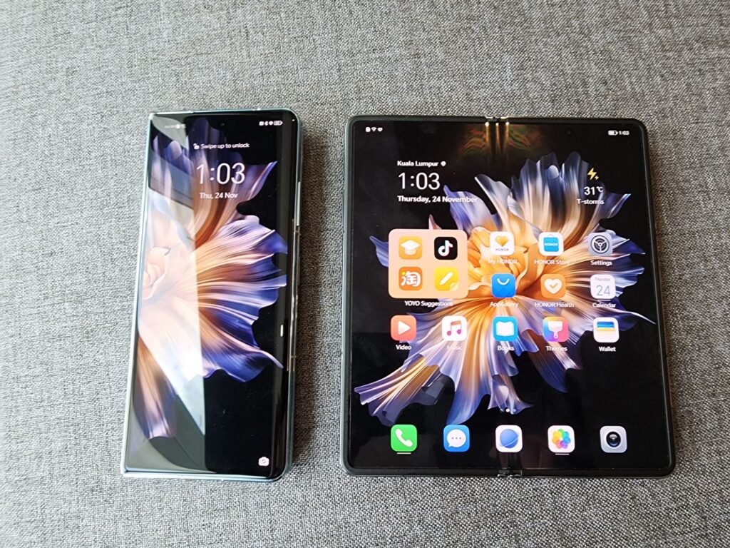 Honor Magic Vs first look front