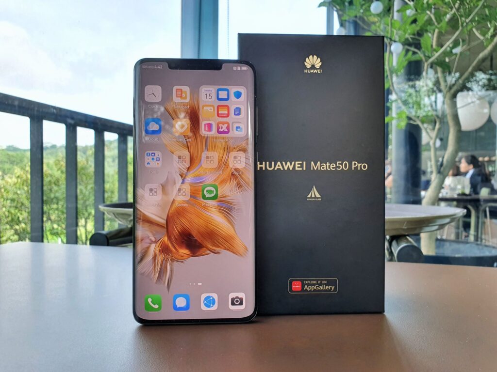 Huawei Mate50 Pro Kunlun Carbon Black box